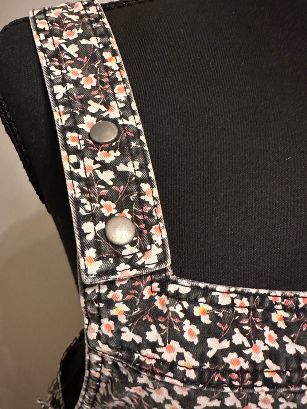 Xhilaration Overall Corduroy Floral Romper Skirt -Small - Picture 5 of 5